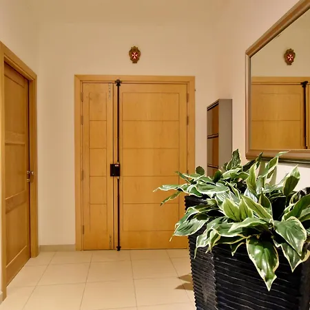 Mercury Gardens San Ġiljan